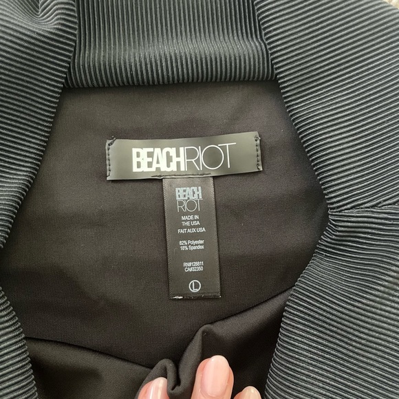 SOLD OUT Beach riot Eva bikini size L - Picture 7 of 10